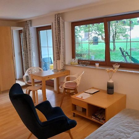 Apartment Mit Kueche Und Balkon Oder Terrasse, Ruhig Und Gut Erreichbar Piding Zewnętrze zdjęcie