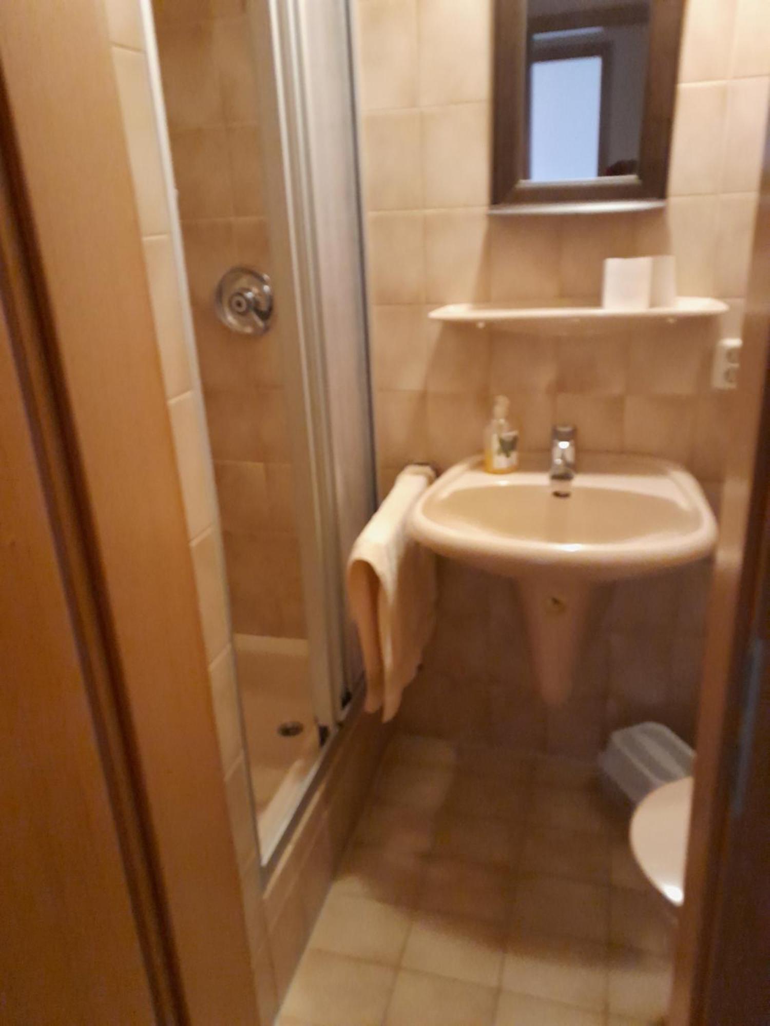 Apartment Mit Kueche Und Balkon Oder Terrasse, Ruhig Und Gut Erreichbar Piding Zewnętrze zdjęcie